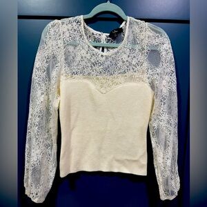 Lulus sheer lace top sz M